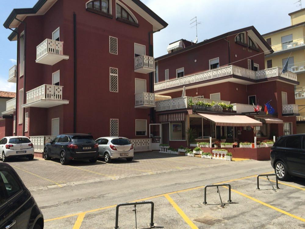 Hotel Malibran Lido di Jesolo Exterior photo